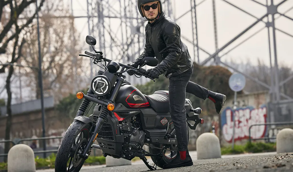 UM Renegade Vegas 125 e 300: l’anima Sport Cruiser di UM ti aspetta da Mo.Vi a Torino